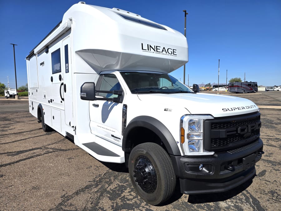 2026 Grand Design LINEAGE SERIES F