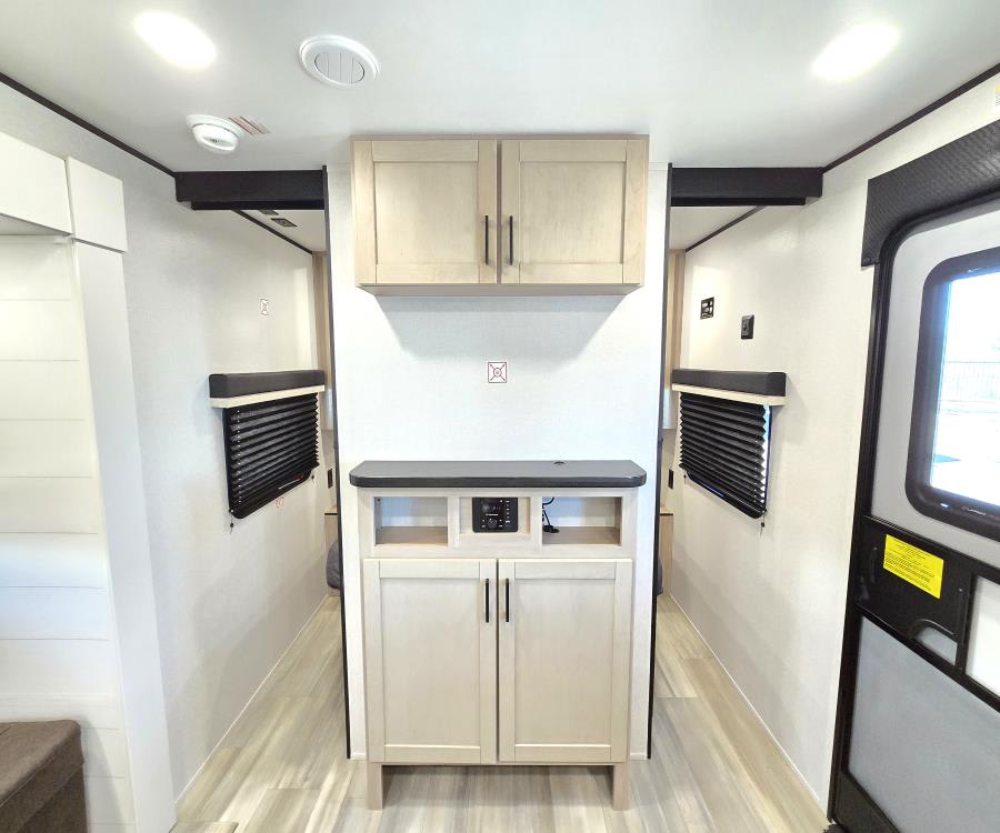 2026 Jayco PROWLER — photo 13 view