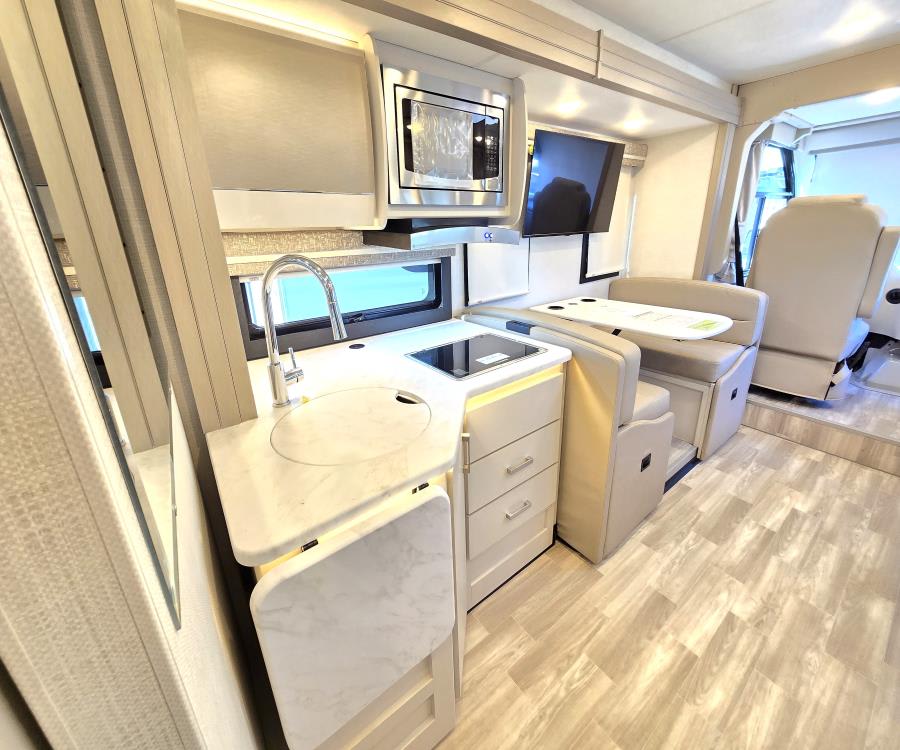 2026 Thor Motor Coach VEGAS — photo 9 view