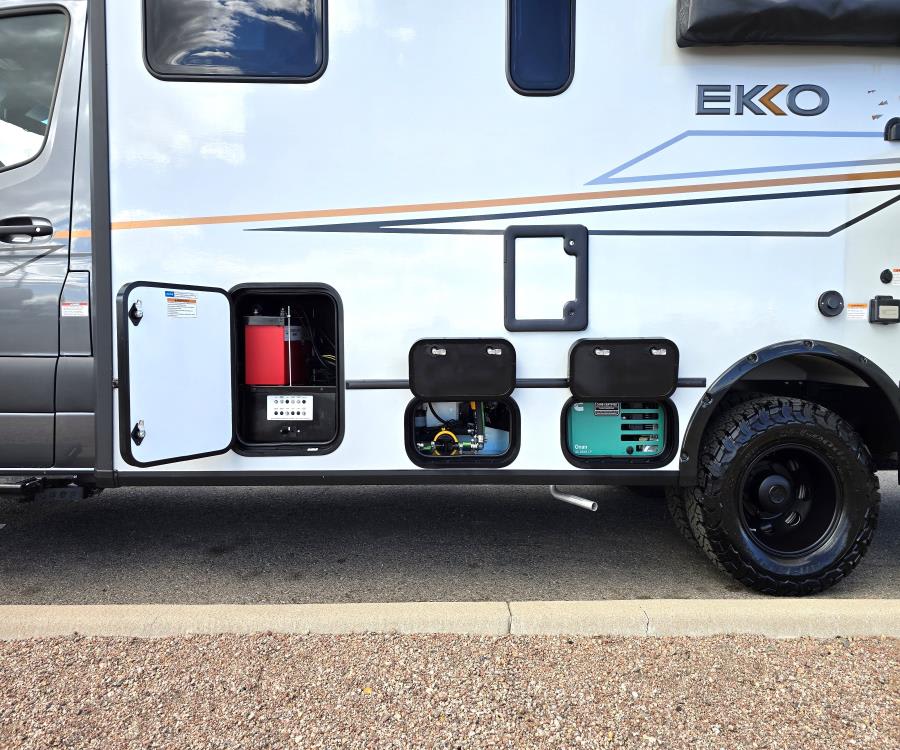 2026 Winnebago EKKO — photo 20 view