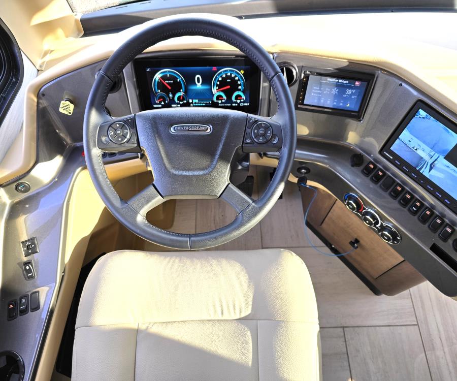 2026 Tiffin PHAETON — side profile view