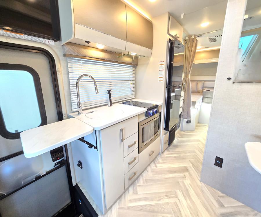 2026 Thor Motor Coach GEMINI — detail view