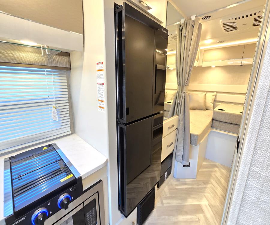 2026 Thor Motor Coach GEMINI — photo 11 view