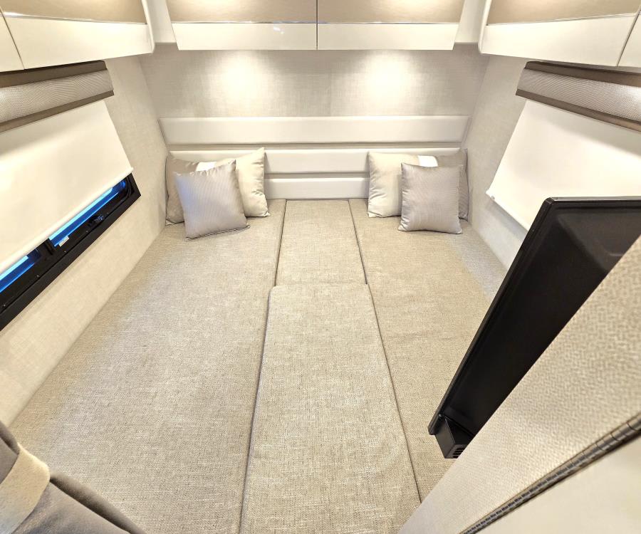 2026 Thor Motor Coach GEMINI — photo 13 view