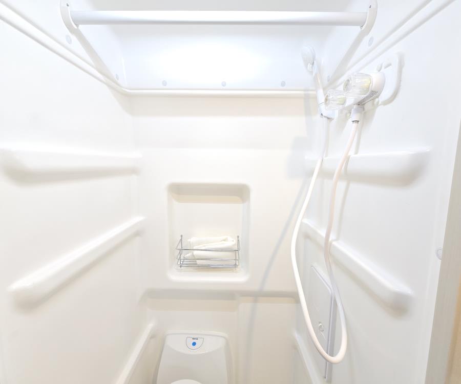 2026 Winnebago SOLIS — photo 18 view