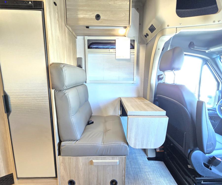 2026 Winnebago EKKO — photo 10 view
