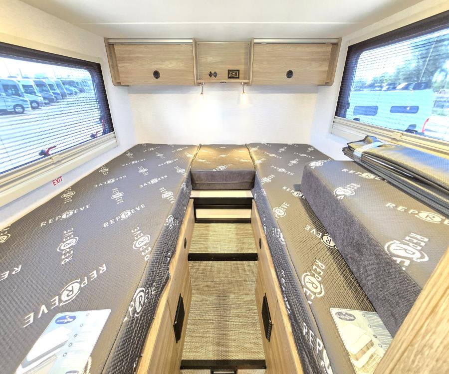 2026 Winnebago EKKO — photo 11 view
