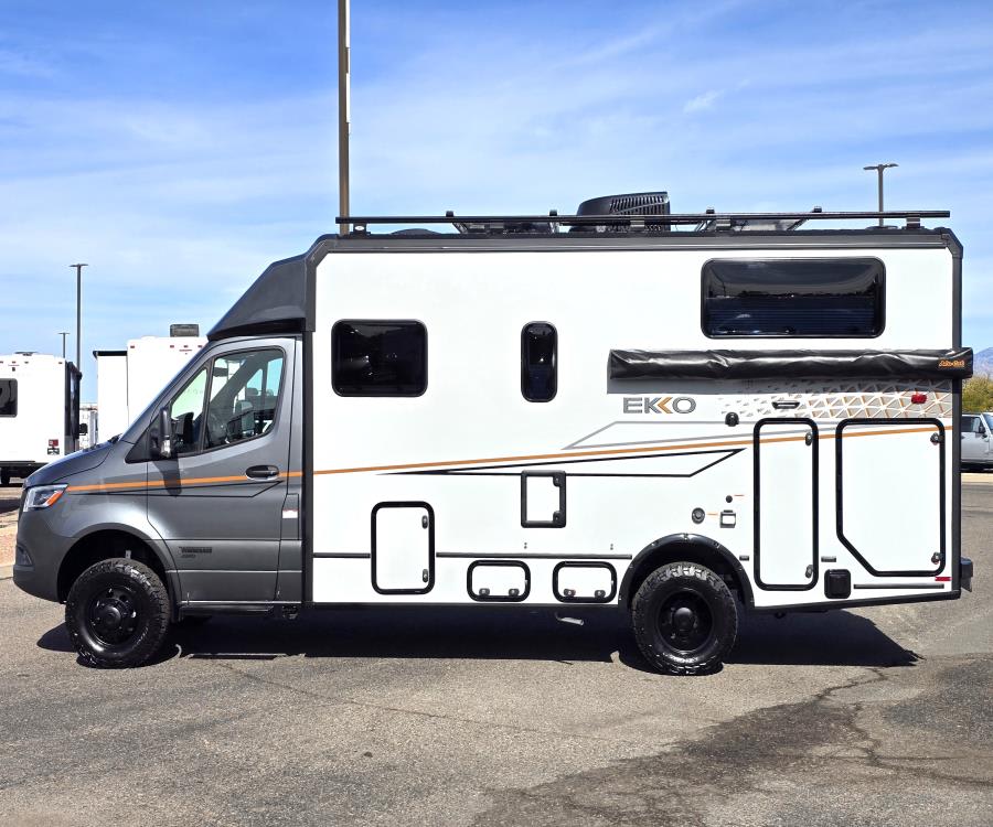 2026 Winnebago EKKO — photo 19 view