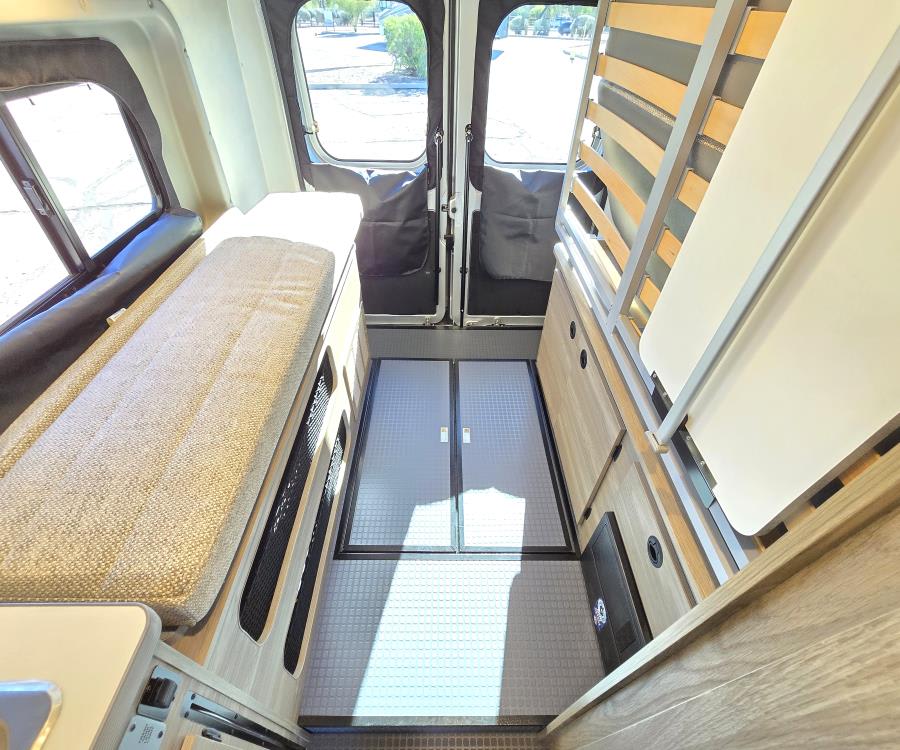 2026 Winnebago SOLIS — photo 14 view