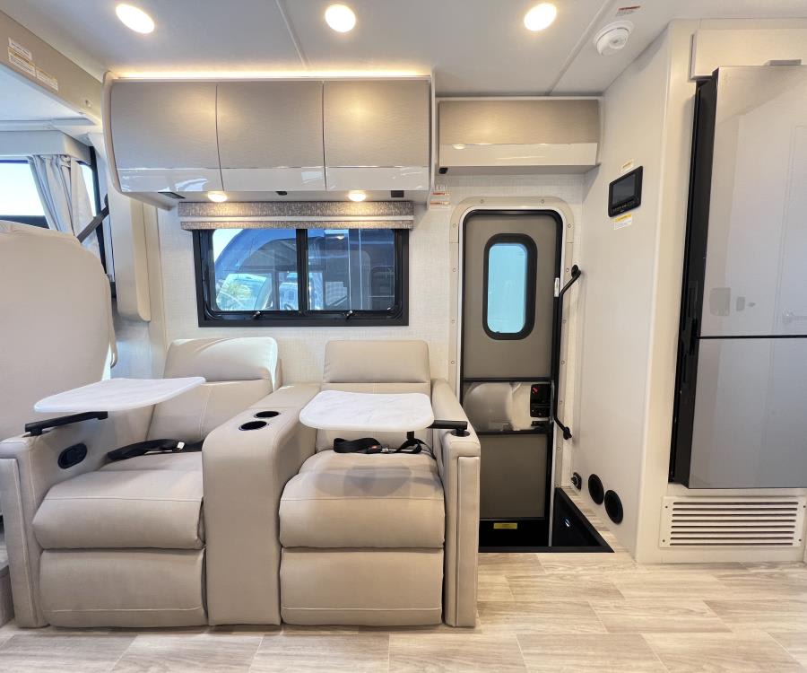 2026 Thor Motor Coach VEGAS — photo 14 view