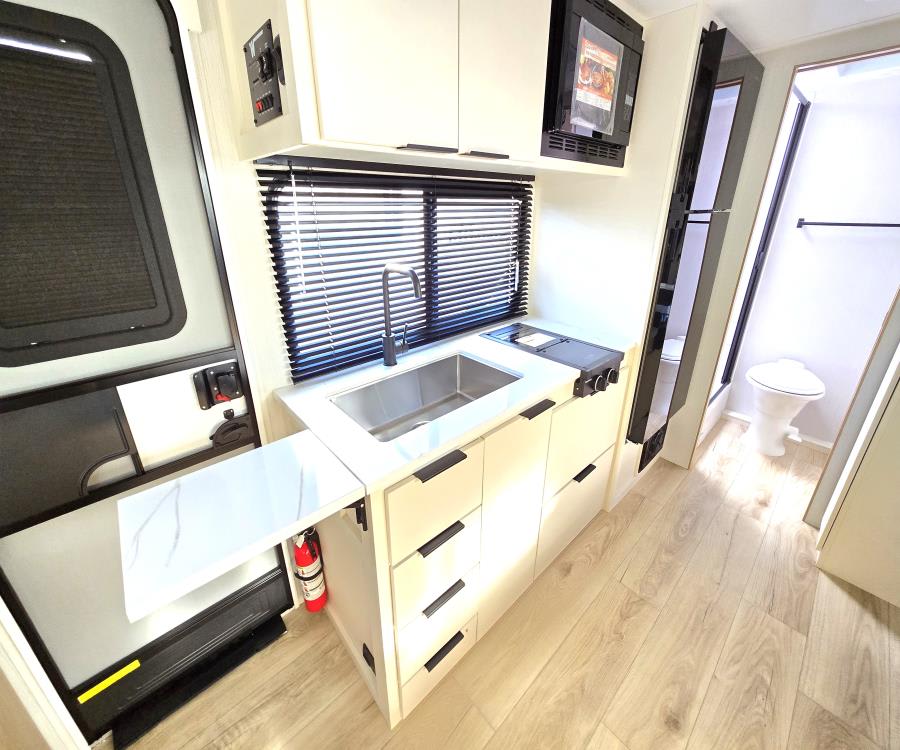 2026 Winnebago Towables MICRO MINNIE-TT — interior view
