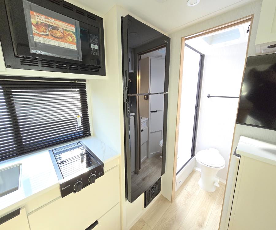 2026 Winnebago Towables MICRO MINNIE-TT — photo 10 view
