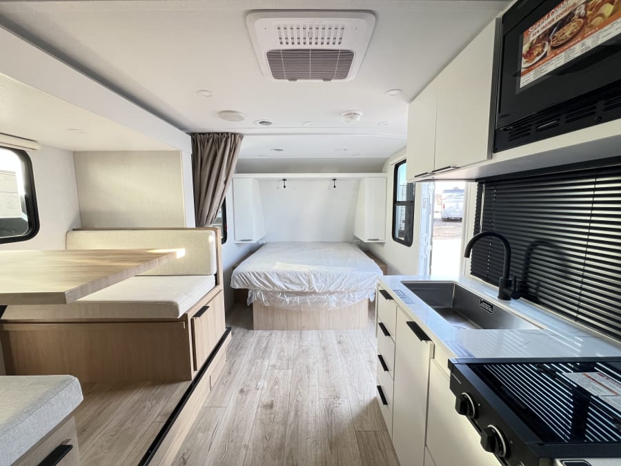 2026 Winnebago Towables MICRO MINNIE-TT — side profile view