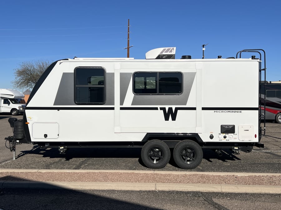 2026 Winnebago Towables MICRO MINNIE-TT — photo 17 view