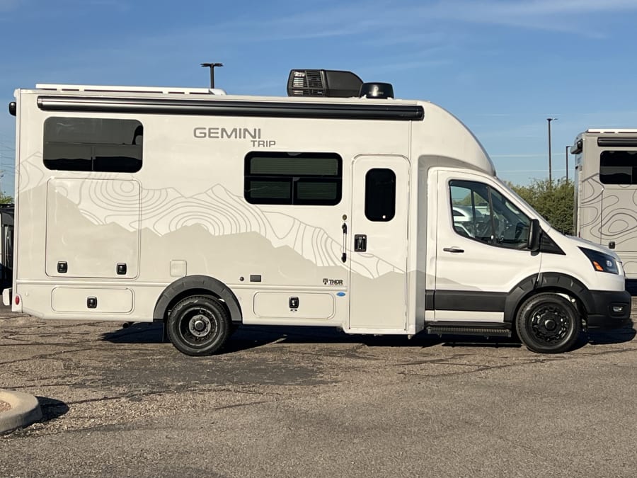2026 Thor Motor Coach GEMINI TRIP — photo 20 view