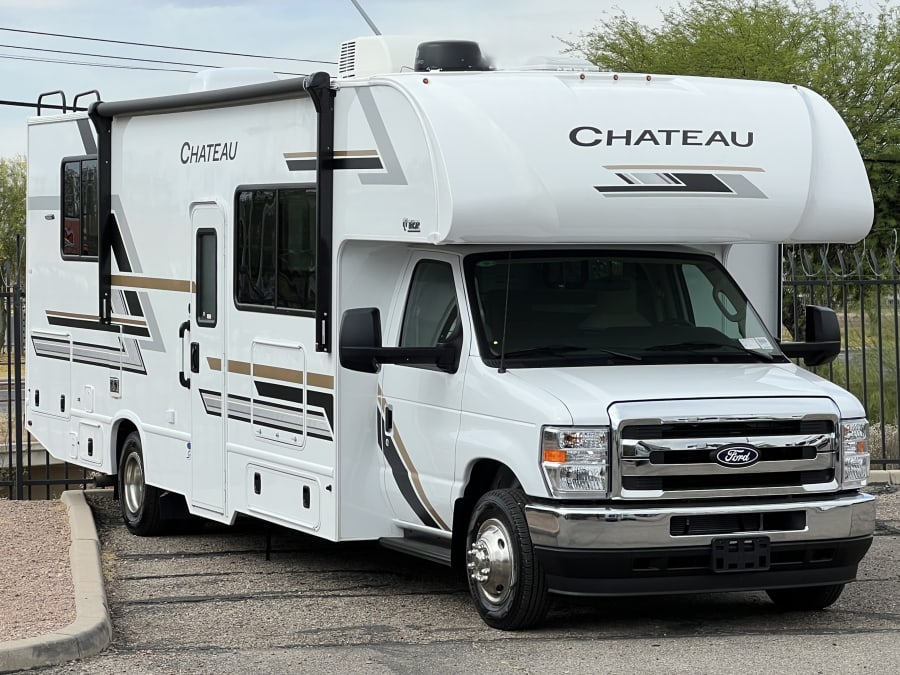 2027 Thor Motor Coach CHATEAU