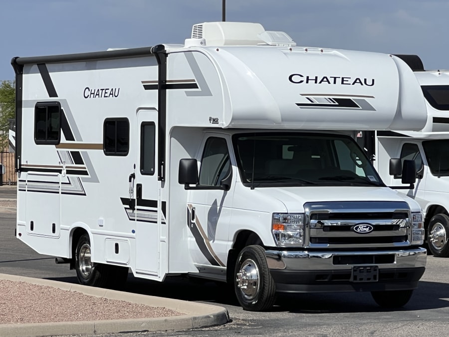 2027 Thor Motor Coach CHATEAU