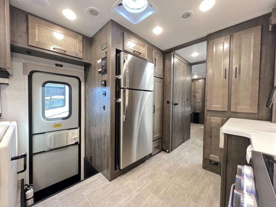 2023 Coachmen SPORTSCOACH — photo 15 view