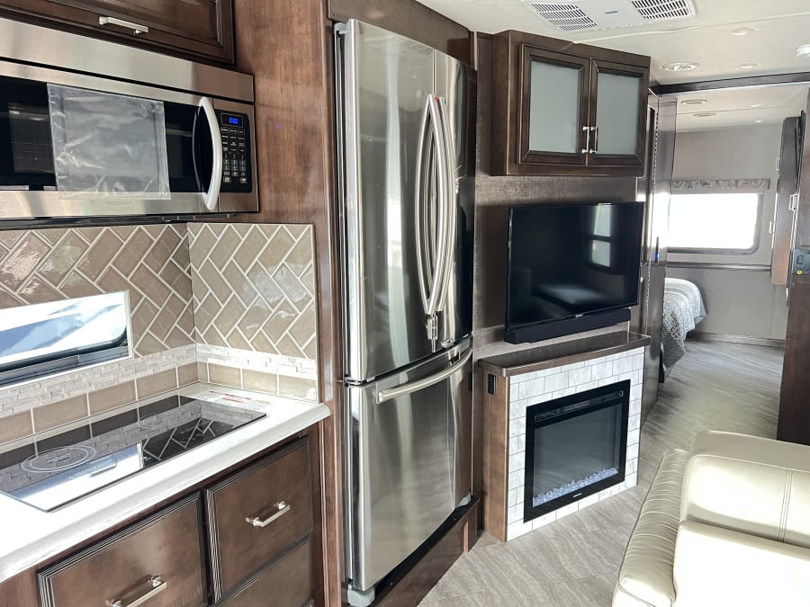 2021 Fleetwood SOUTHWIND — photo 13 view