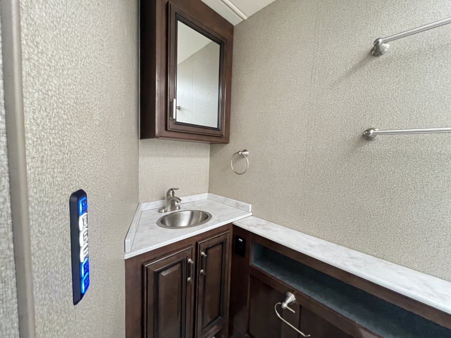 2021 Fleetwood SOUTHWIND — photo 20 view