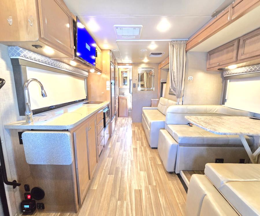 2020 Thor Motor Coach SYNERGY — detail view