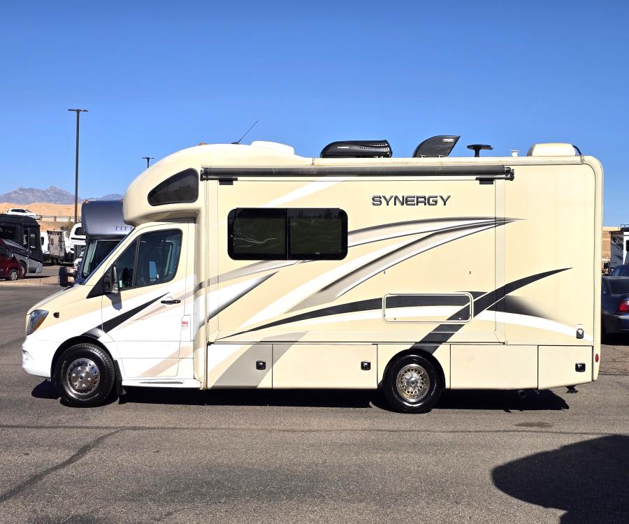 2020 Thor Motor Coach SYNERGY — photo 20 view