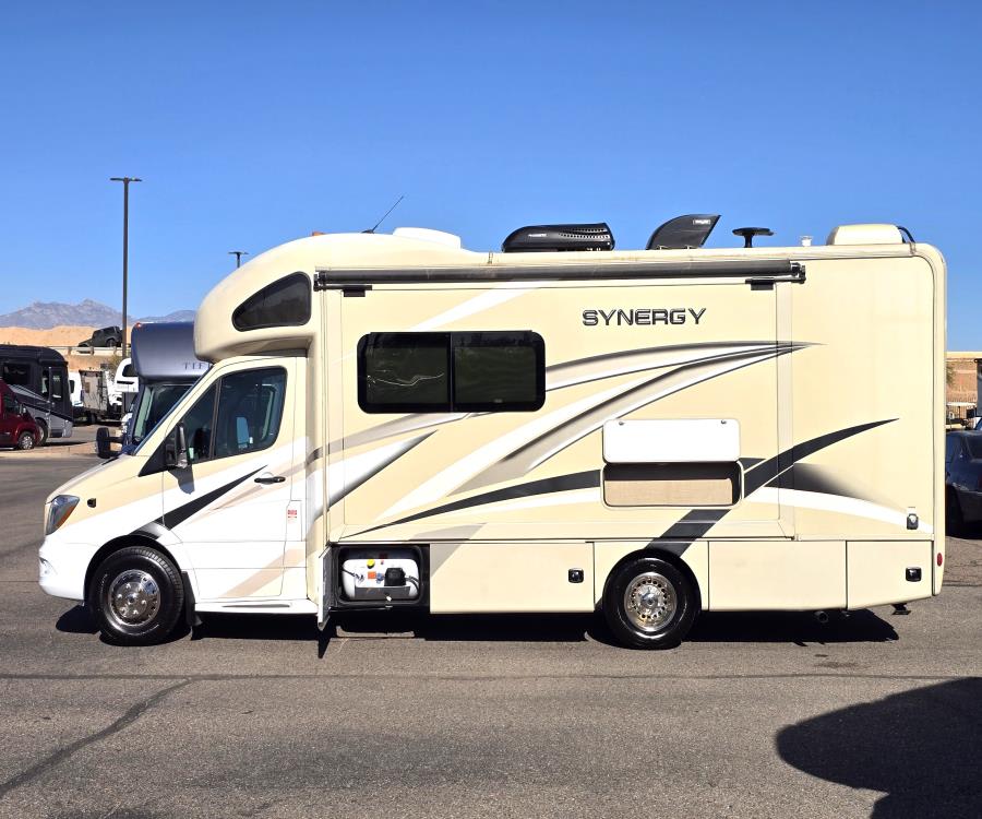2020 Thor Motor Coach SYNERGY — photo 21 view