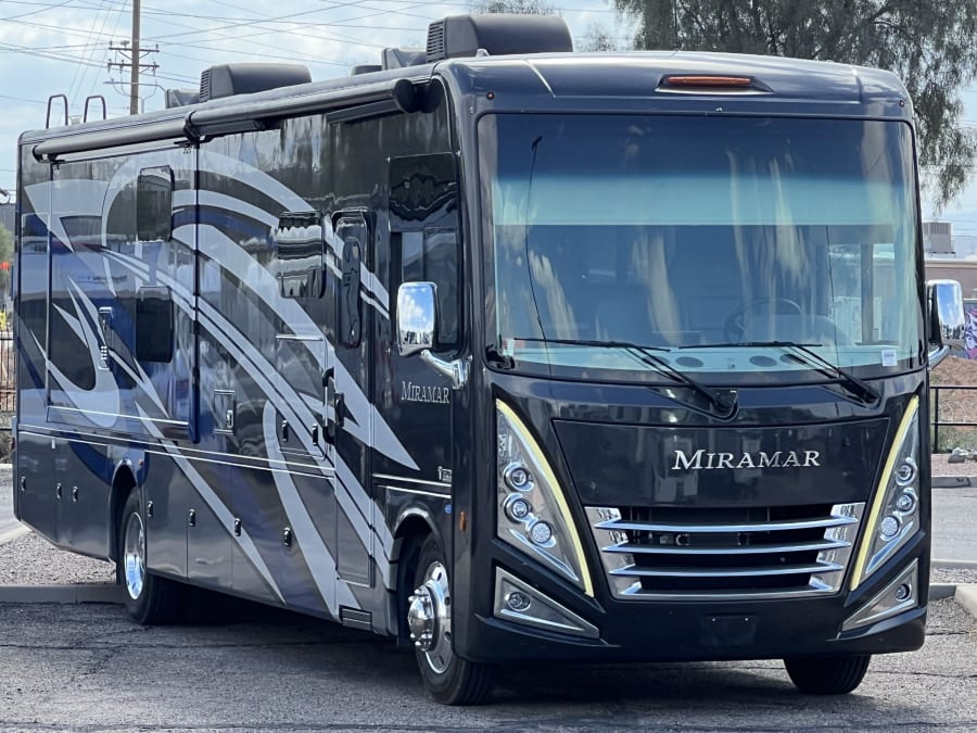 2023 Thor Motor Coach MIRAMAR