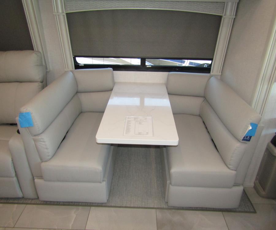 2026 Fleetwood DISCOVERY — photo 11 view