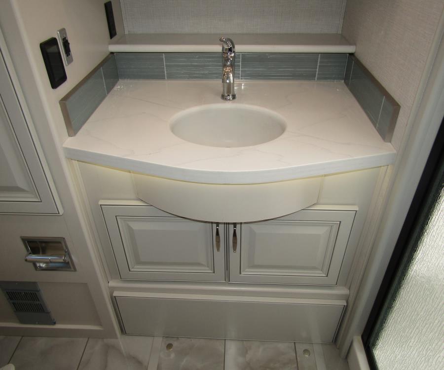 2026 Fleetwood DISCOVERY — photo 21 view