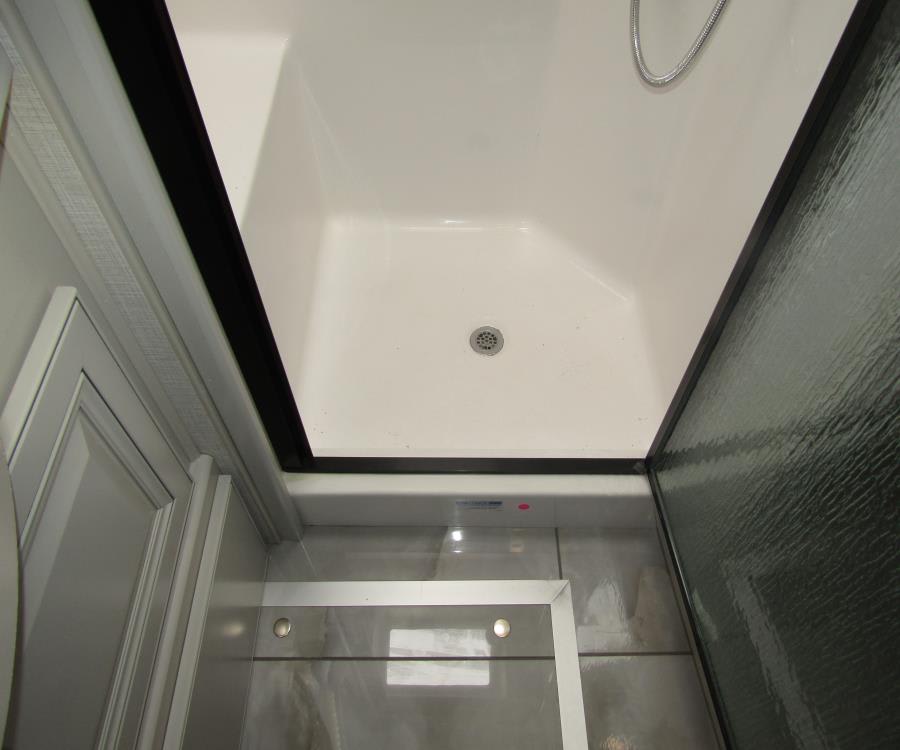 2026 Fleetwood DISCOVERY — photo 23 view