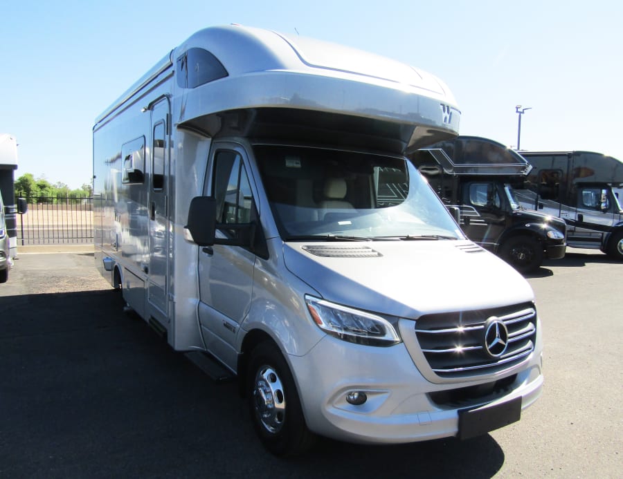 2025 Winnebago VIEW