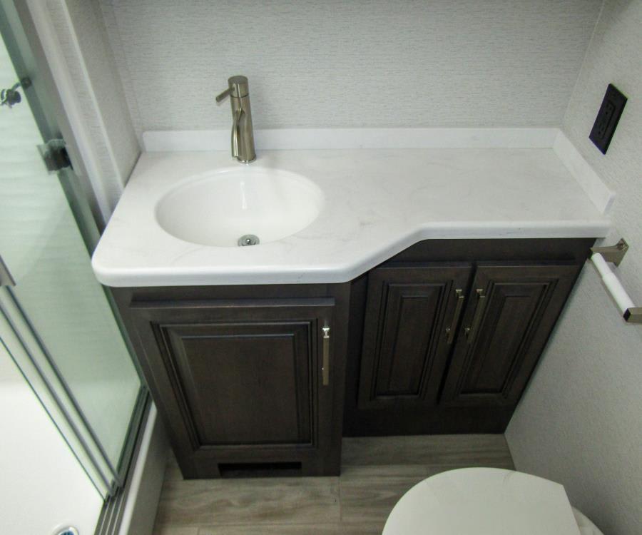 2026 Entegra ACCOLADE XL — photo 15 view