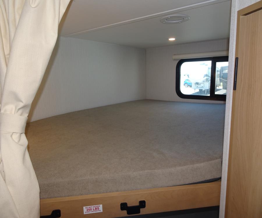 2026 Winnebago Towables THRIVE — detail view