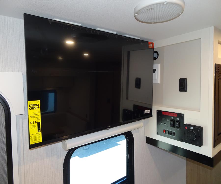 2026 Winnebago Towables THRIVE — photo 9 view