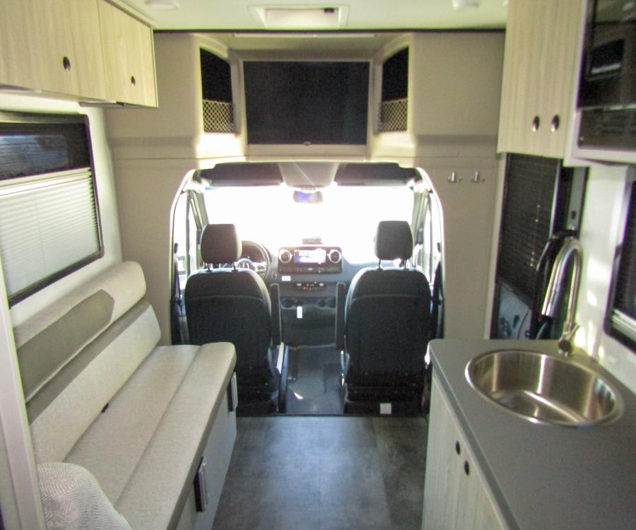 2026 Entegra CONDOR — interior view