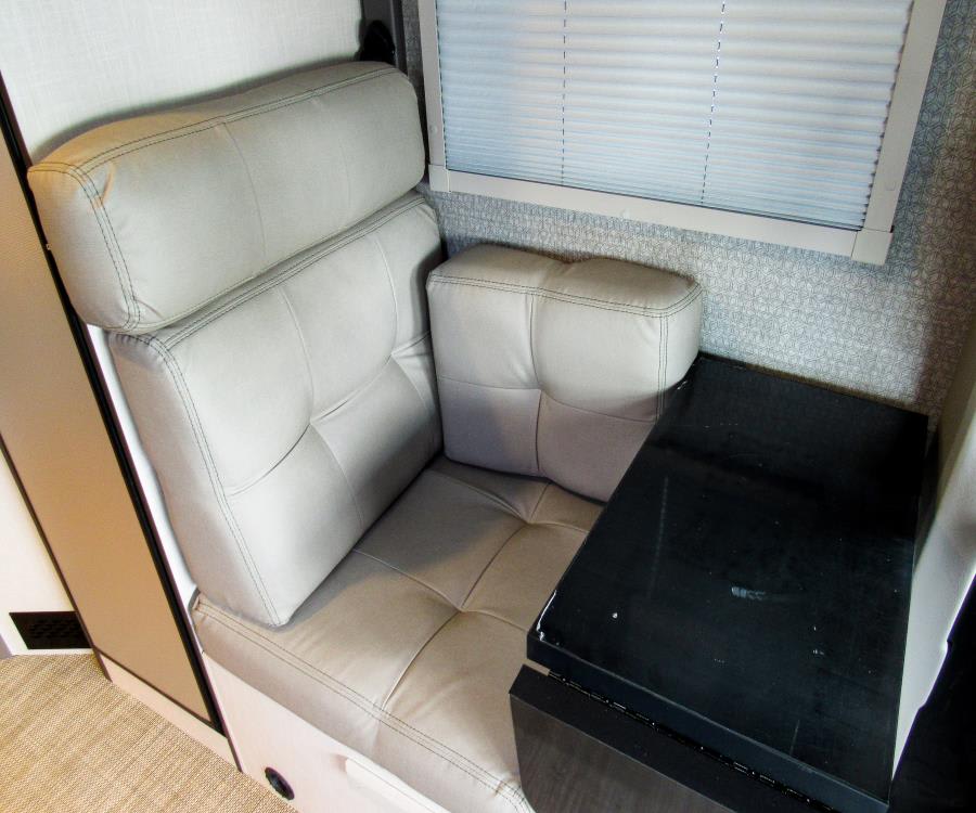 2026 Winnebago EKKO — photo 10 view