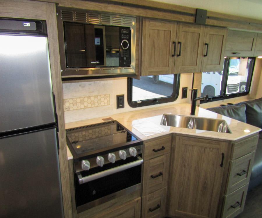 2026 Winnebago VISTA — photo 12 view