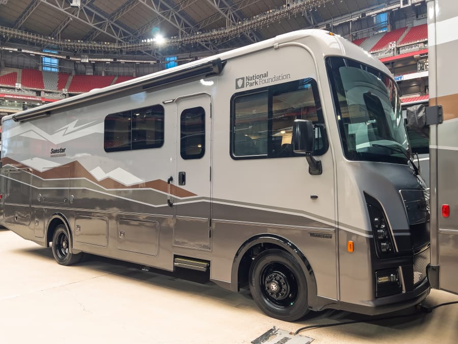 2026 Winnebago SUNSTAR
