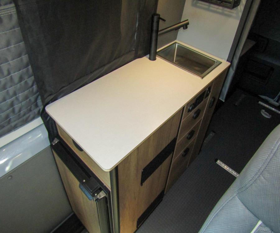 2026 Winnebago REVEL — photo 10 view
