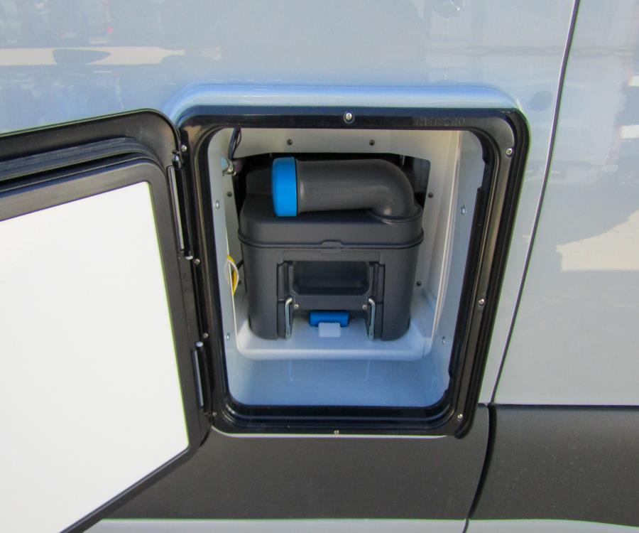 2026 Winnebago REVEL — photo 17 view