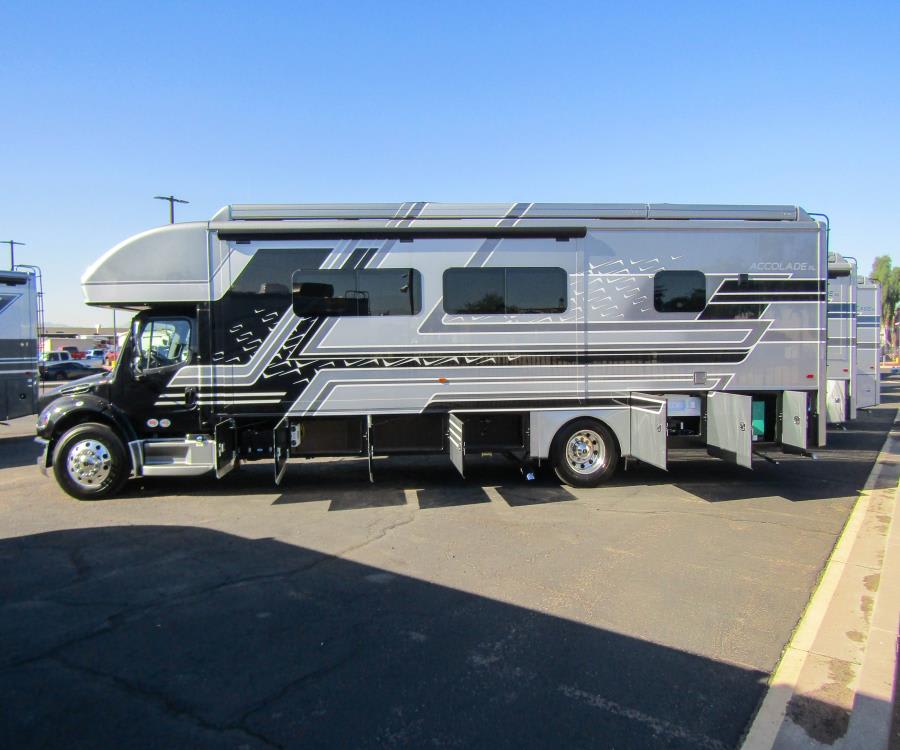 2026 Entegra ACCOLADE XL — photo 34 view