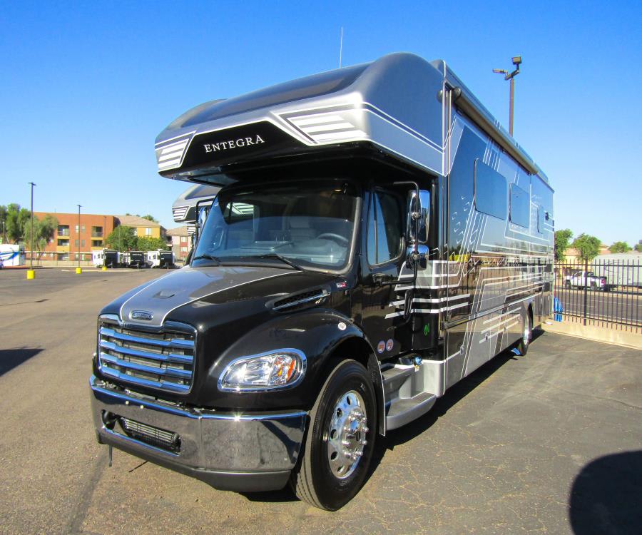 2026 Entegra ACCOLADE XL — photo 44 view
