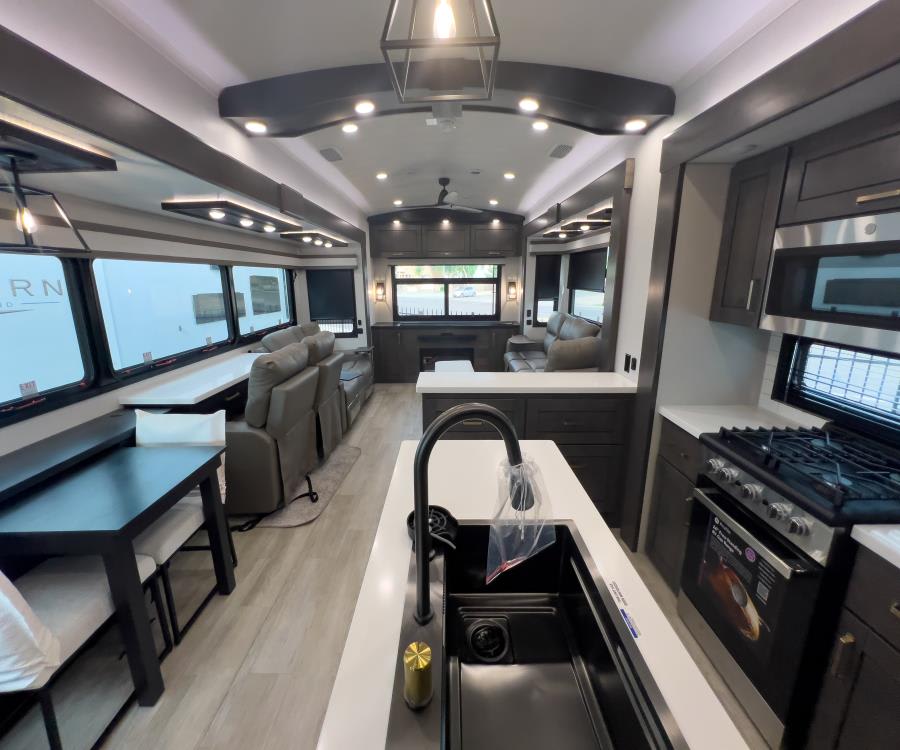 2026 Jayco BIGHORN — side profile view
