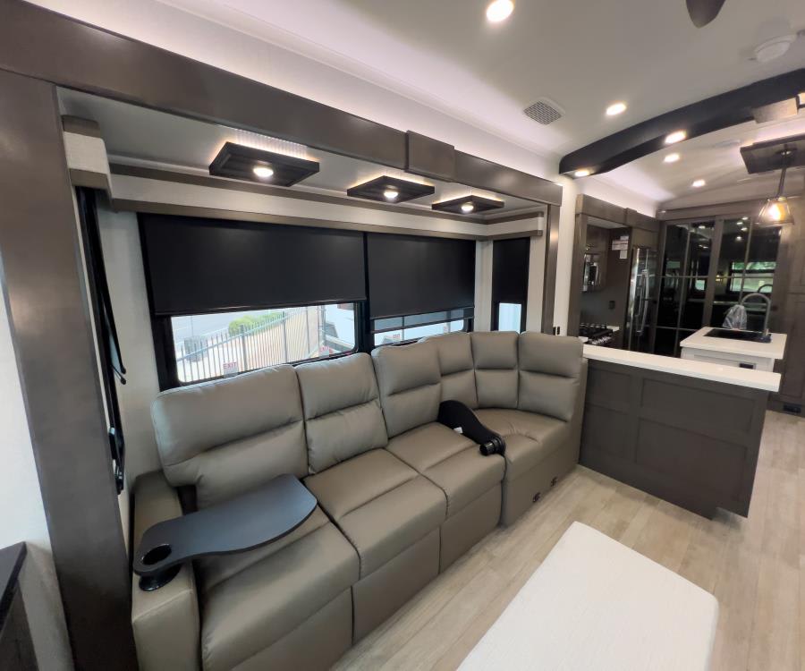 2026 Jayco BIGHORN — photo 9 view