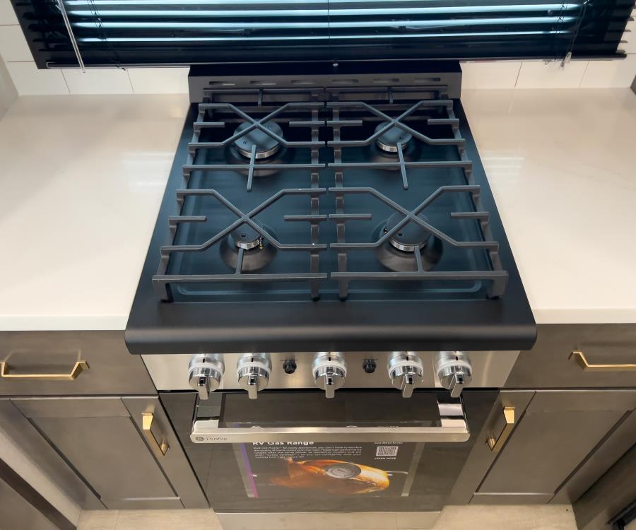 2026 Jayco BIGHORN — photo 12 view