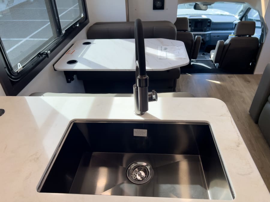 2026 Entegra ESTEEM XL — photo 13 view