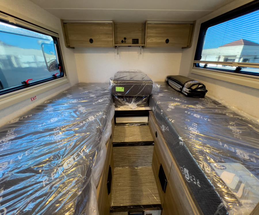 2026 Winnebago EKKO — photo 15 view