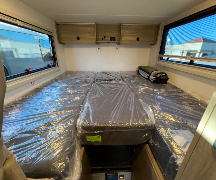 2026 Winnebago EKKO — photo 16 view