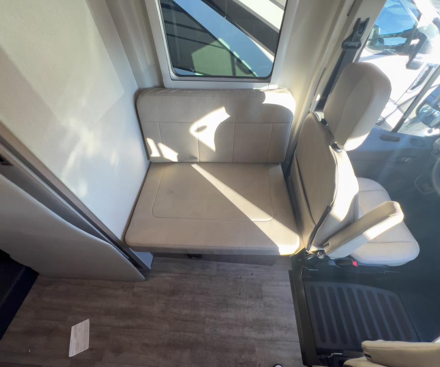 2026 Thor Motor Coach TALAVERA — photo 7 view